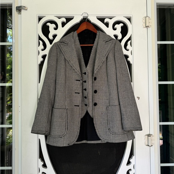 Wool blazer and jacket - Picture 1 of 7